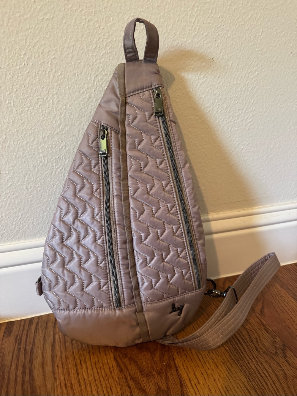 Lug Windsail Sling Bag - Sand Taupe